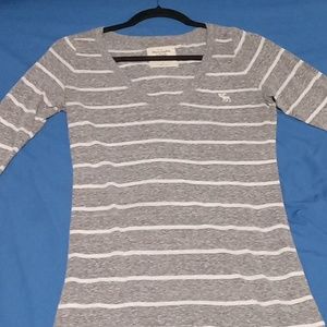 Abercrombie & Fitch Woman's Long sleeve shirt size small